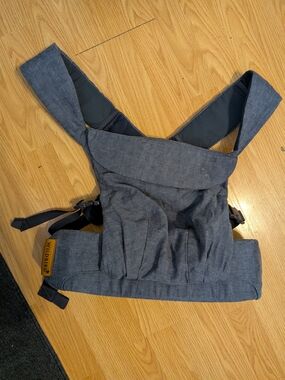 WildBird Aerial Buckle Carrier Jacarina